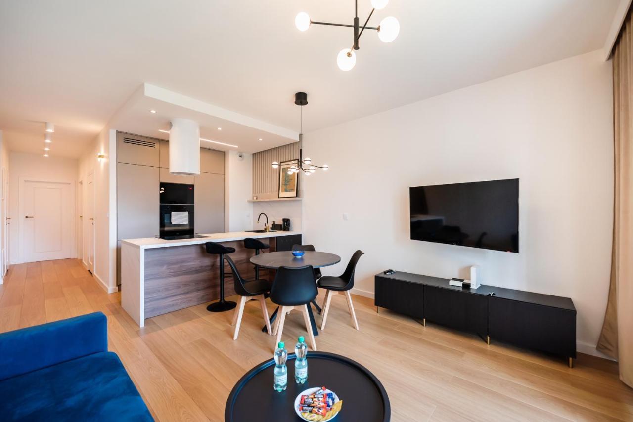 Wola Marble Apartment 바르샤바 외부 사진