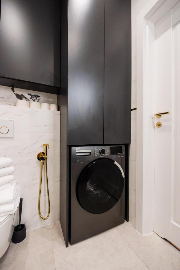 Wola Marble Apartment 바르샤바 외부 사진